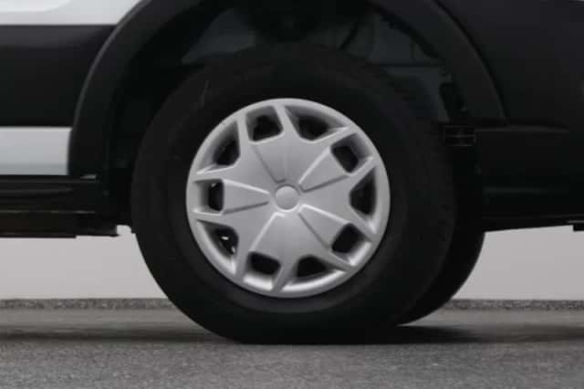 Ford E-Transit (2023) thumbnail 43