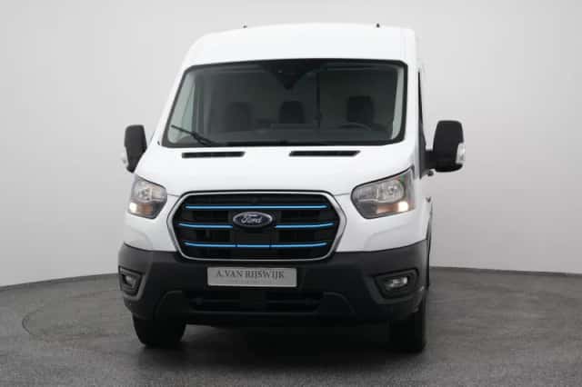 Ford E-Transit (2023) thumbnail 10