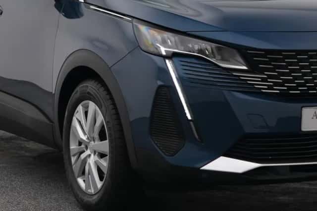 Peugeot 5008 (2021) thumbnail 17