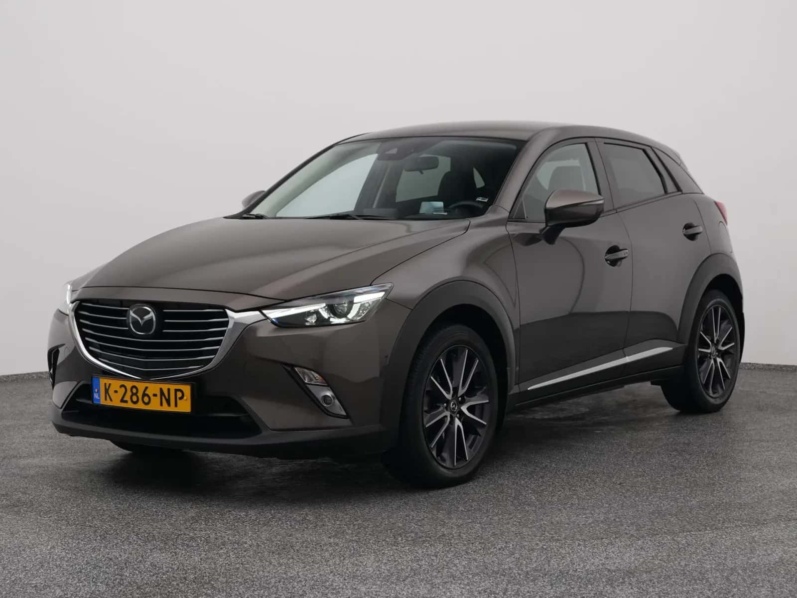 Mazda CX-3 (2018) — foto 1