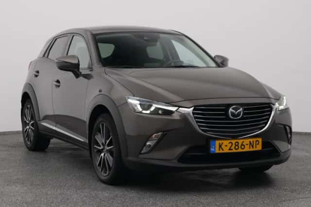Mazda CX-3 (2018) thumbnail 2