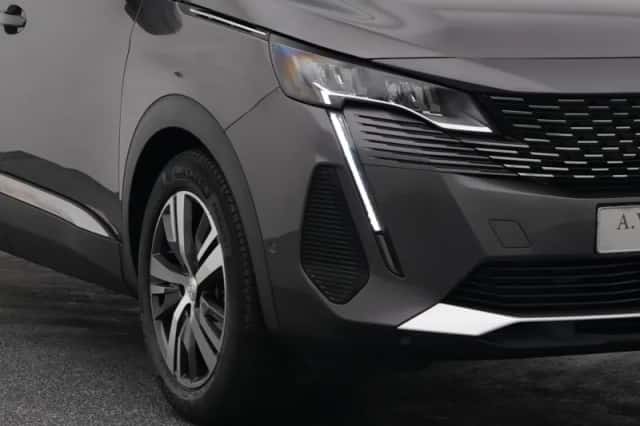 Peugeot 5008 (2022) thumbnail 17