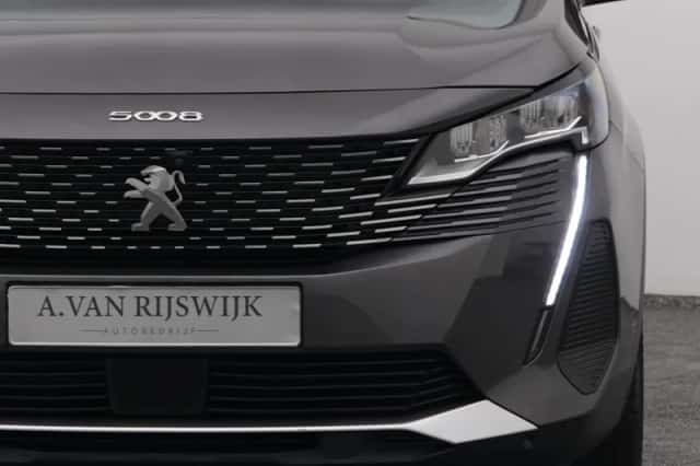 Peugeot 5008 (2022) thumbnail 19