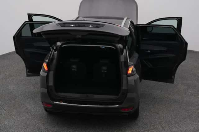 Peugeot 5008 (2022) thumbnail 29