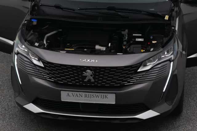 Peugeot 5008 (2022) thumbnail 31
