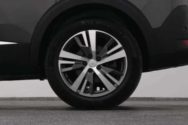 Peugeot 5008 (2022) thumbnail 40