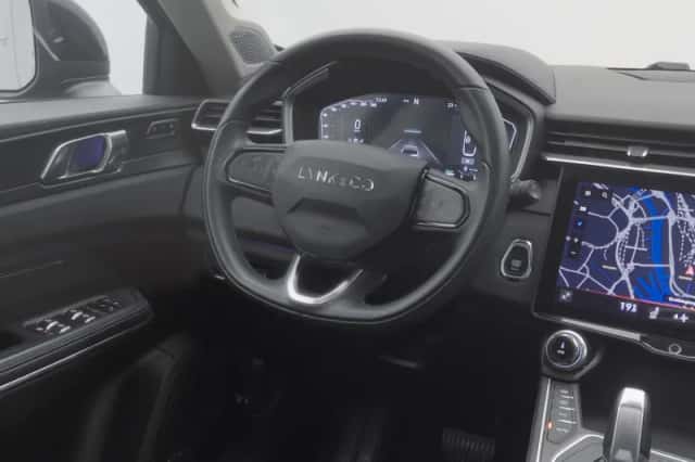 Lynk & Co 01 (2023) thumbnail 7