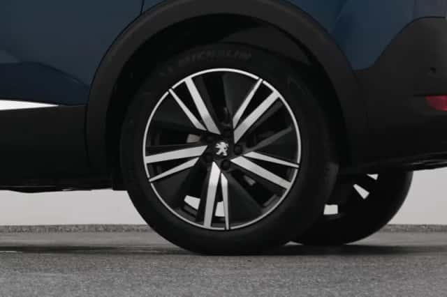 Peugeot 5008 (2021) thumbnail 40