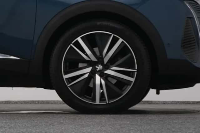 Peugeot 5008 (2021) thumbnail 42