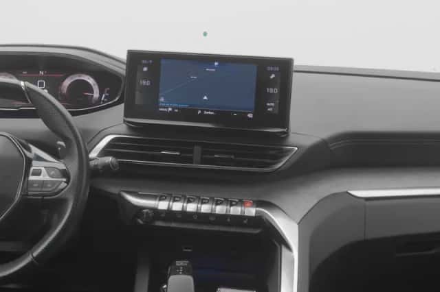 Peugeot 5008 (2021) thumbnail 51
