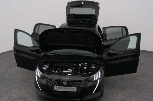 Peugeot 208 (2022) thumbnail 27