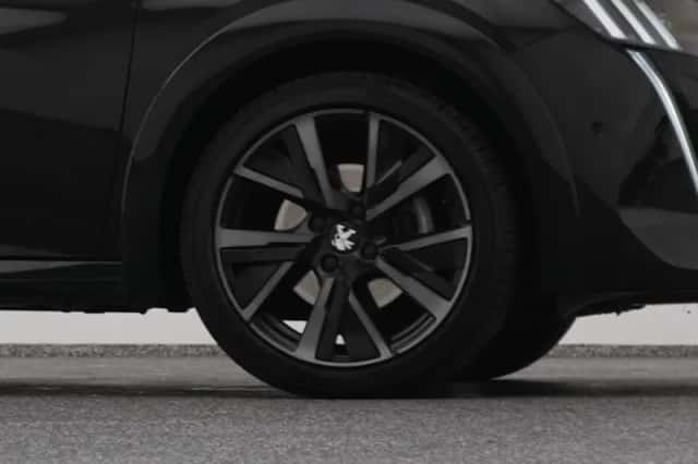 Peugeot 208 (2022) thumbnail 42