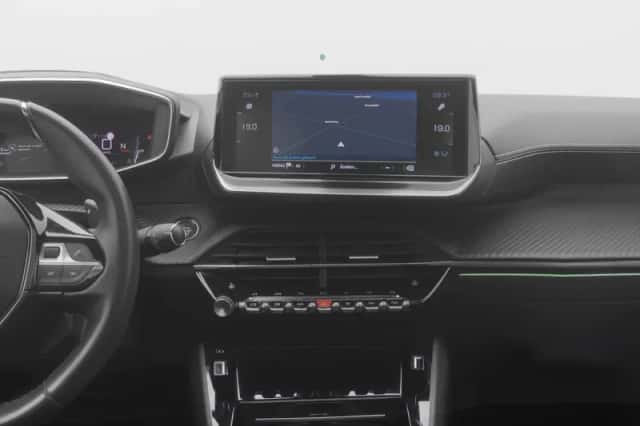 Peugeot 208 (2022) thumbnail 8