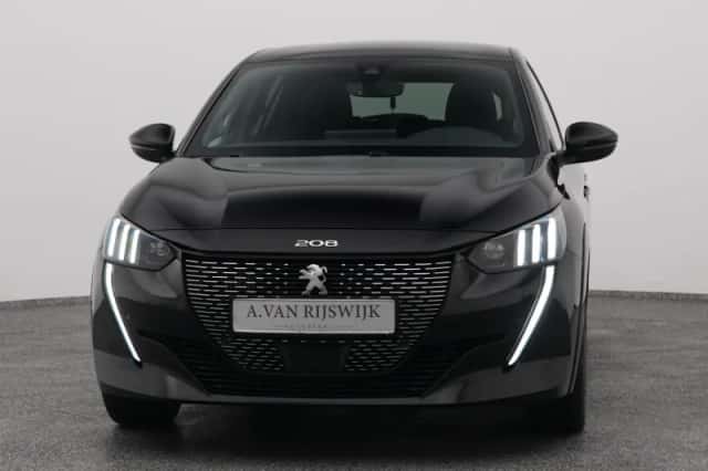 Peugeot 208 (2022) thumbnail 9