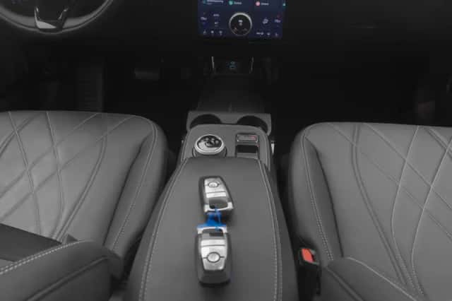 Ford Mustang (2024) thumbnail 13