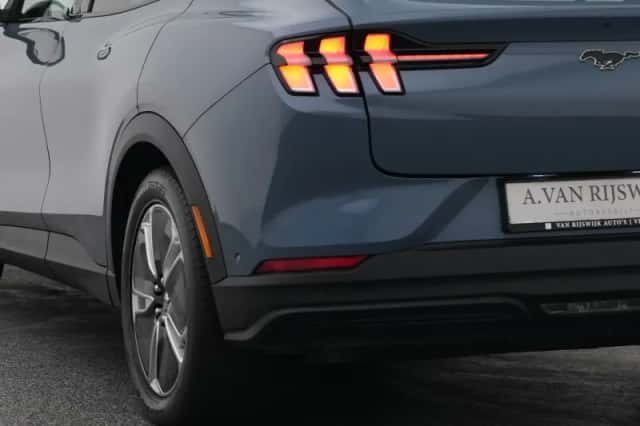 Ford Mustang (2024) thumbnail 19