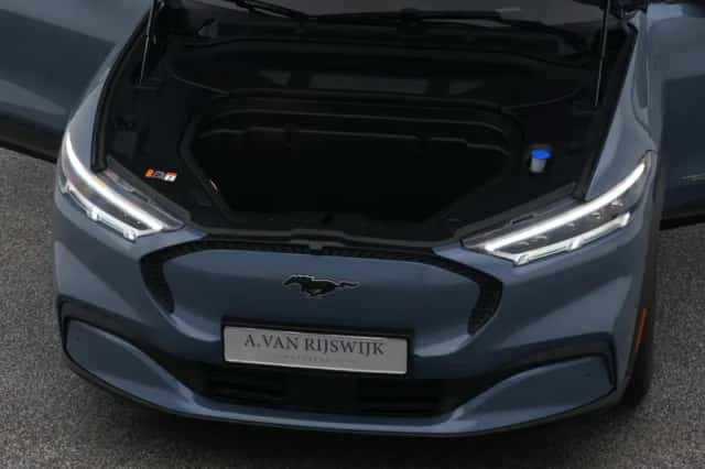 Ford Mustang (2024) thumbnail 32