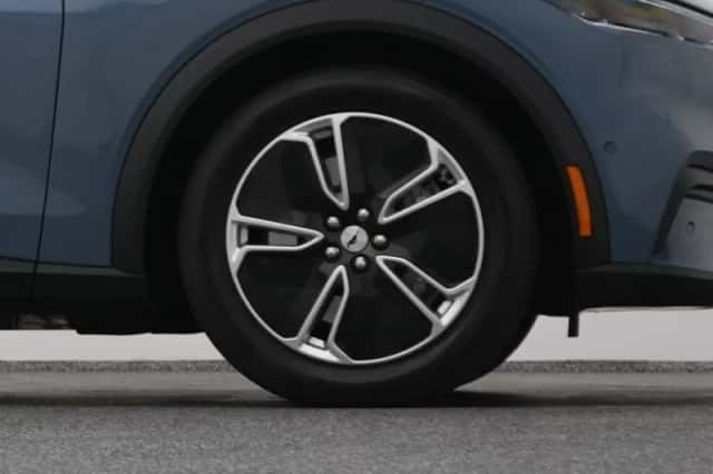 Ford Mustang (2024) thumbnail 43