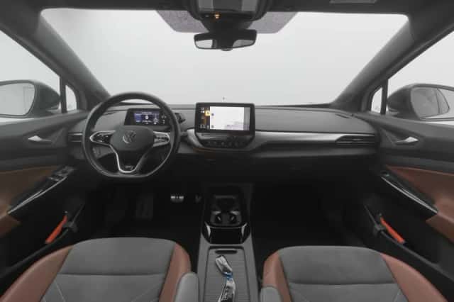 Volkswagen ID.4 (2020) thumbnail 3