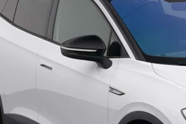 Volkswagen ID.4 (2020) thumbnail 24