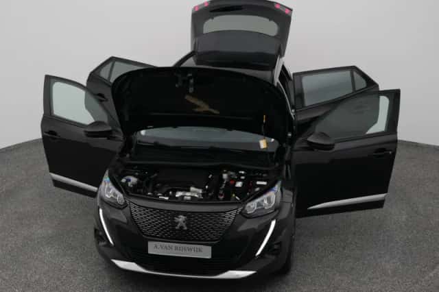 Peugeot 2008 (2022) thumbnail 27