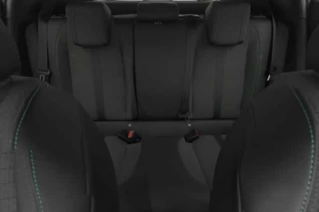 Peugeot 2008 (2022) thumbnail 4