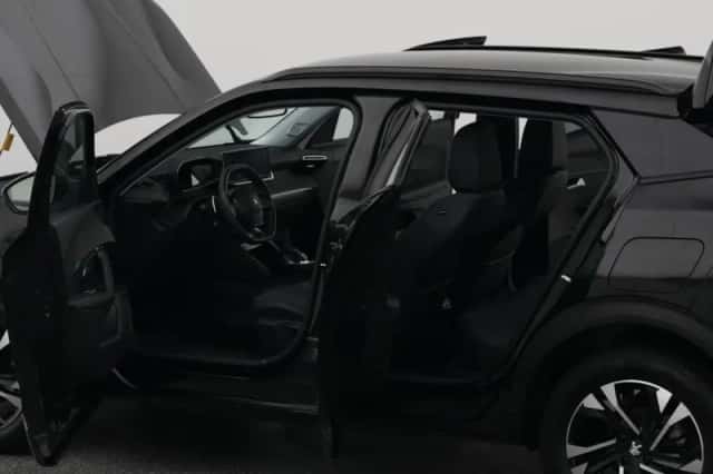 Peugeot 2008 (2022) thumbnail 33