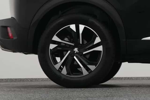 Peugeot 2008 (2022) thumbnail 41