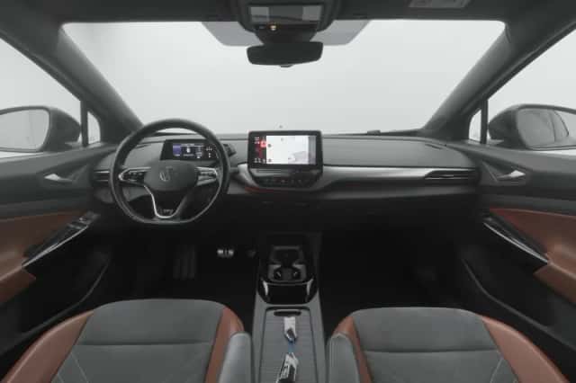 Volkswagen ID.4 (2020) thumbnail 3