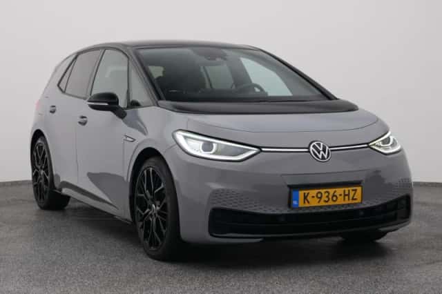 Volkswagen ID.3 (2020) thumbnail 2