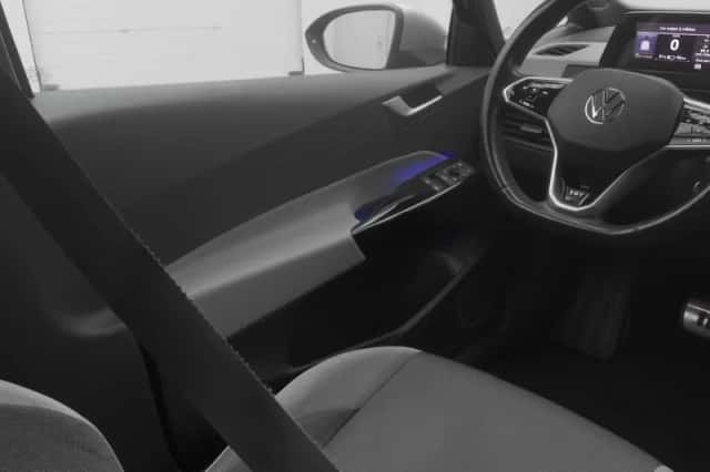 Volkswagen ID.3 (2020) thumbnail 12