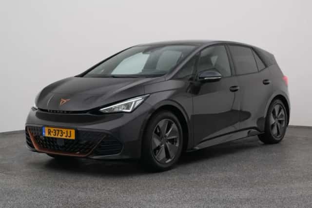 CUPRA Born (2022)