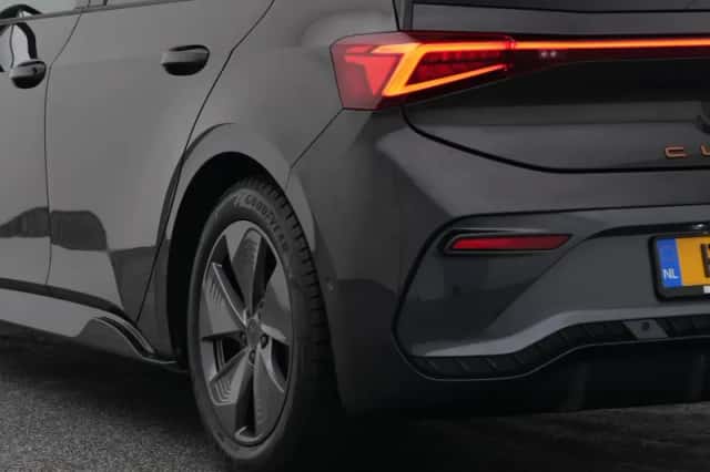 CUPRA Born (2022) thumbnail 19