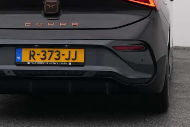 CUPRA Born (2022) thumbnail 21