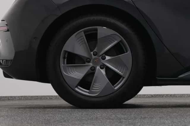 CUPRA Born (2022) thumbnail 42
