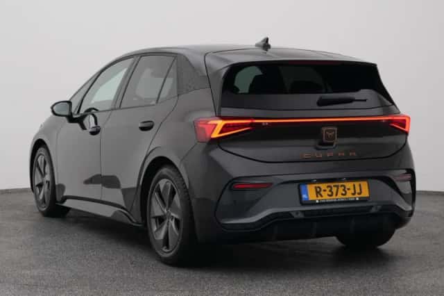 CUPRA Born (2022) thumbnail 6