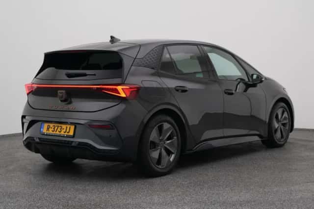 CUPRA Born (2022) thumbnail 7