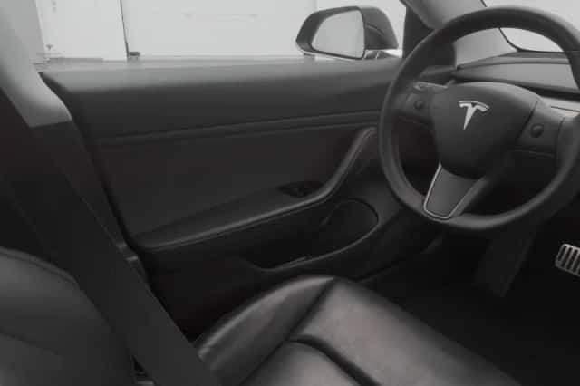 Tesla Model 3 (2019) thumbnail 11