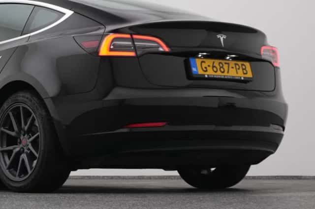 Tesla Model 3 (2019) thumbnail 22