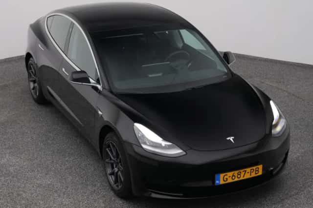 Tesla Model 3 (2019) thumbnail 24