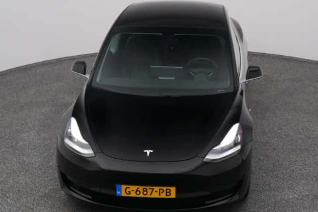 Tesla Model 3 (2019) thumbnail 26
