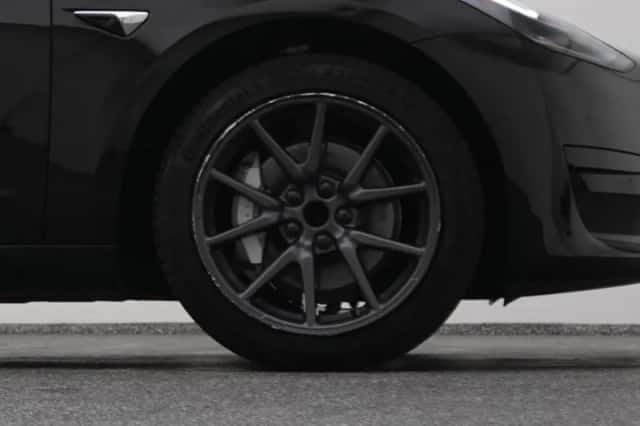 Tesla Model 3 (2019) thumbnail 42