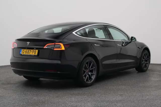 Tesla Model 3 (2019) thumbnail 6