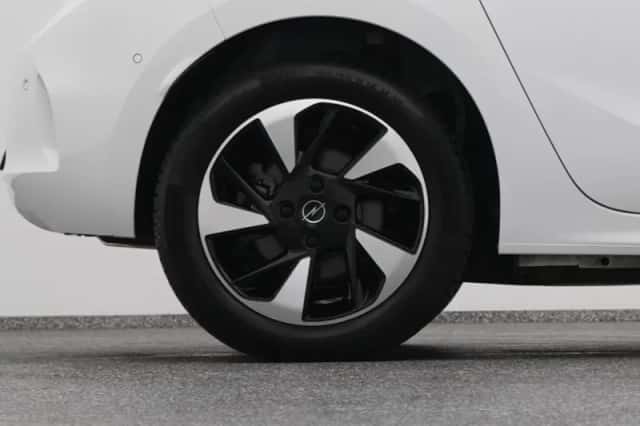Opel Corsa (2024) thumbnail 42