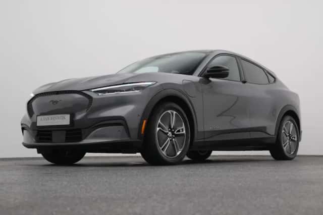Ford Mustang (2024) thumbnail 16