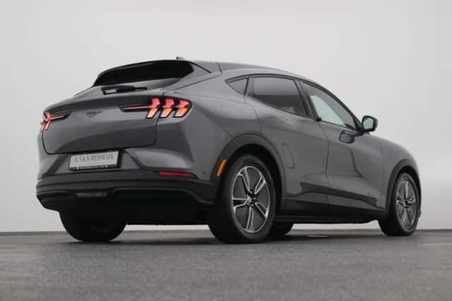 Ford Mustang (2024) thumbnail 17