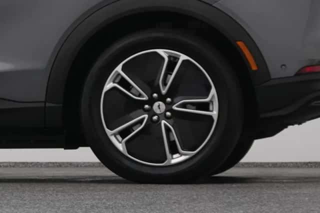 Ford Mustang (2024) thumbnail 41