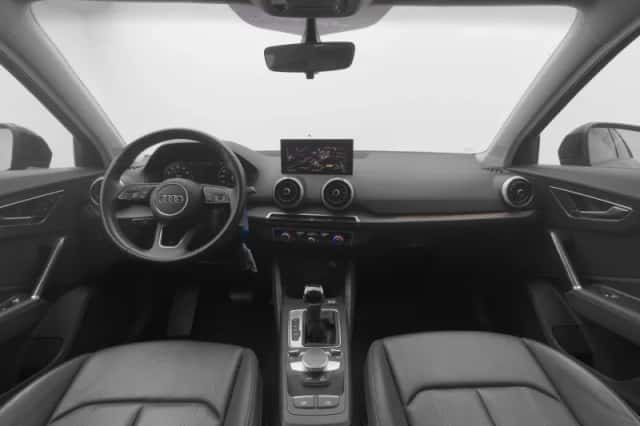 Audi Q2 (2021) thumbnail 3