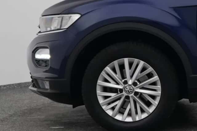 Volkswagen T-Roc (2020) thumbnail 21