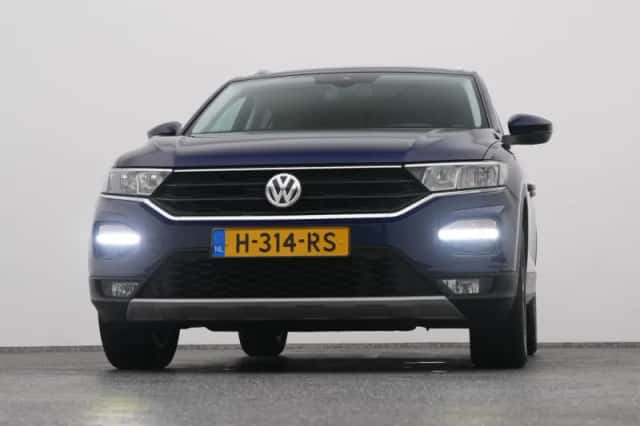 Volkswagen T-Roc (2020) thumbnail 35